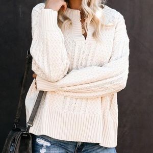 💕NWOT VICI LA LAVON CABLE KNIT SWEATER S***